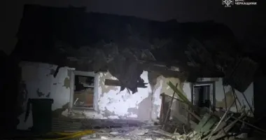 Нічна атака дронів на Черкаси: росіяни вдарили по критичній інфраструктурі, є постраждалі