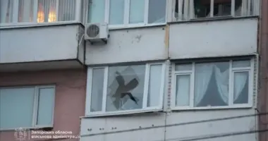 Запорожье после утренней атаки: городские власти показали повреждение
