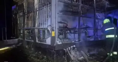 В Днепре сгорел магазин-кафе: на пепелище нашли тело мужчины