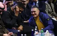 Усик подарил Джошуа вышиванку во время встречи