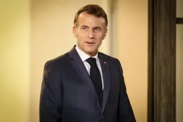 Макрон закликав Європу відновити контакти з Путіним