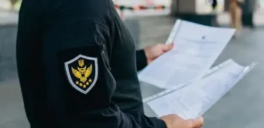 Конфискация только на бумаге: АРМА никак не может передать государству арестованный особняк Захарченко